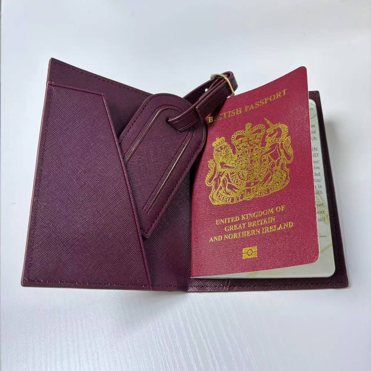 Cross-border PU leather lightweight portable passport holder travel ticket holder multifunctional passport bag luggage tag in stock