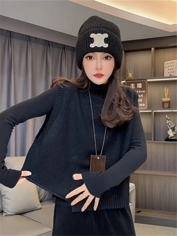 欧货设计感不规则短款针织衫马甲女秋冬新款时尚宽松百搭外搭毛衣|undefined