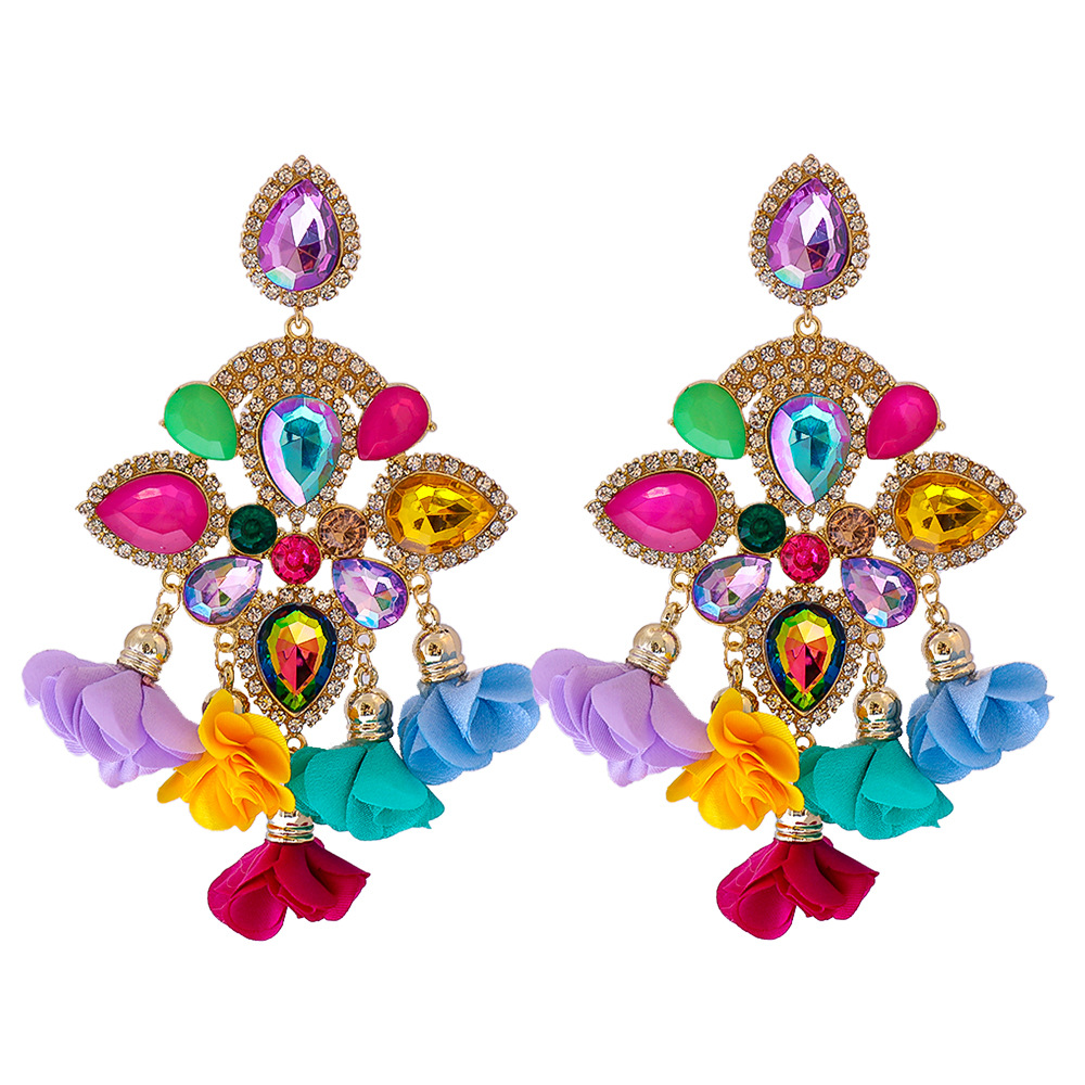 Nouveau Bohème Couleur Diamant Fleur Femme Boucles D'oreilles Personnalité Accessoires En Gros display picture 43