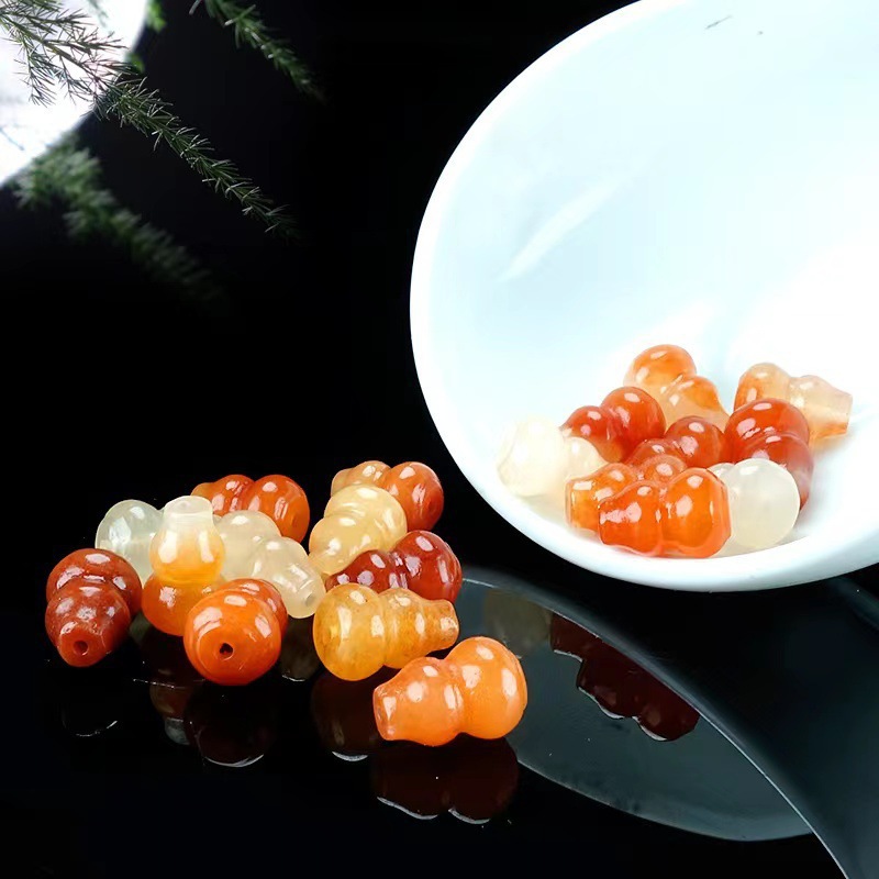 Xinjiang Jin Silk Jade Hand-carved Small Gourd Bead Separating Beads DIY Accessory Small Droplet Pendant Phone Charm Wholesale