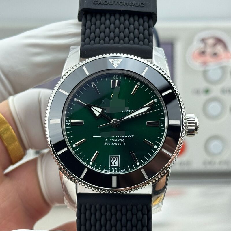 GF Factory's Centennial Revenge Blackbird Reconnaissance Fighter Yellow Wolf Super Ocean Series Fully Automatic Mechanical Watch GF Factory's Centennial Revenge Blackbird Reconnaissance Fighter Yellow Wolf Super Ocean Series Fully Automatic Mechanical Watch
