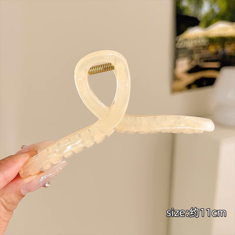 Clip de agarre grande de alta calidad para mujer 2025 primavera nuevo temperamento horquilla de pelo en la parte posterior de la cabeza clip de tiburón horquilla tocado