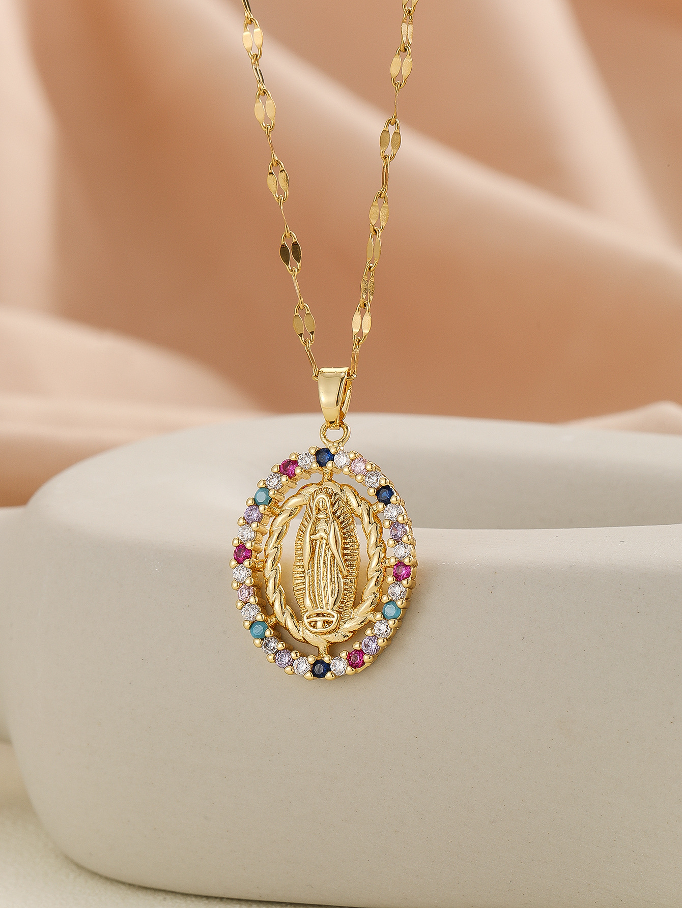 12g Weight Copper Pendant Material Zircon Inlay Material Pendant Necklace Classification Copper Chain Material 1 Piece Quantity Holiday, Daily Occasion Copper Material Human, Virgin Mary, Oval Pattern Women's Gender Inlay Design IG Style Style Copper Inlay Human Virgin Mary Oval Zircon Pendant Necklace 19