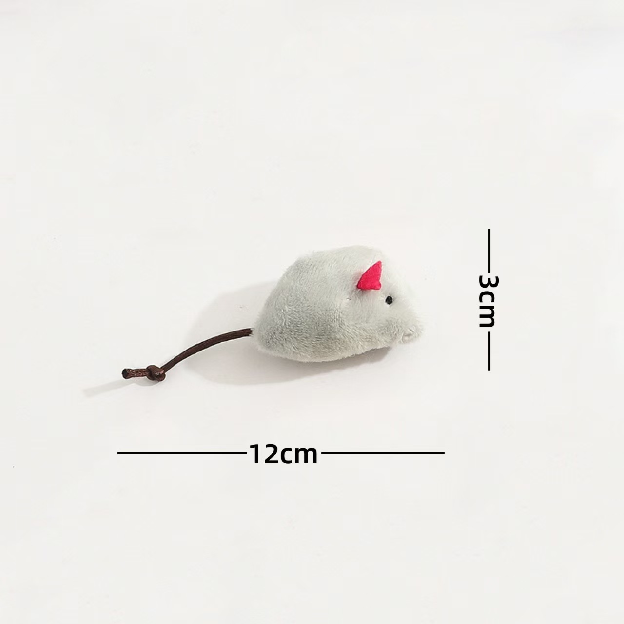 회색빛 붉은색 캣닢 쥐