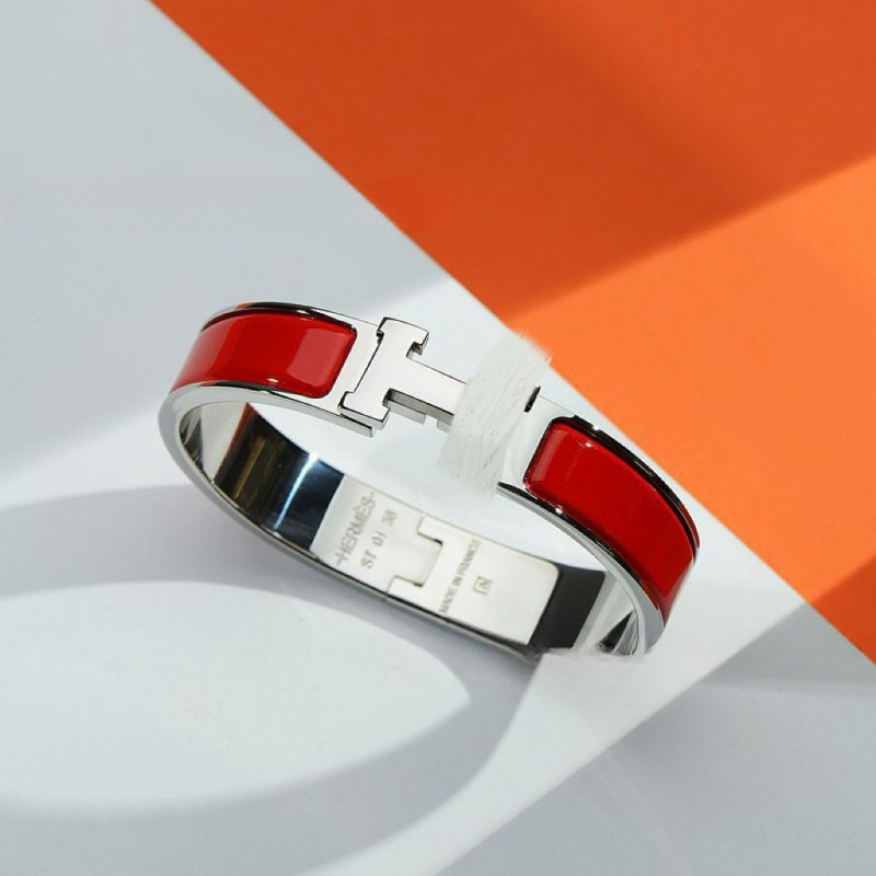 Platinum red bracelet
