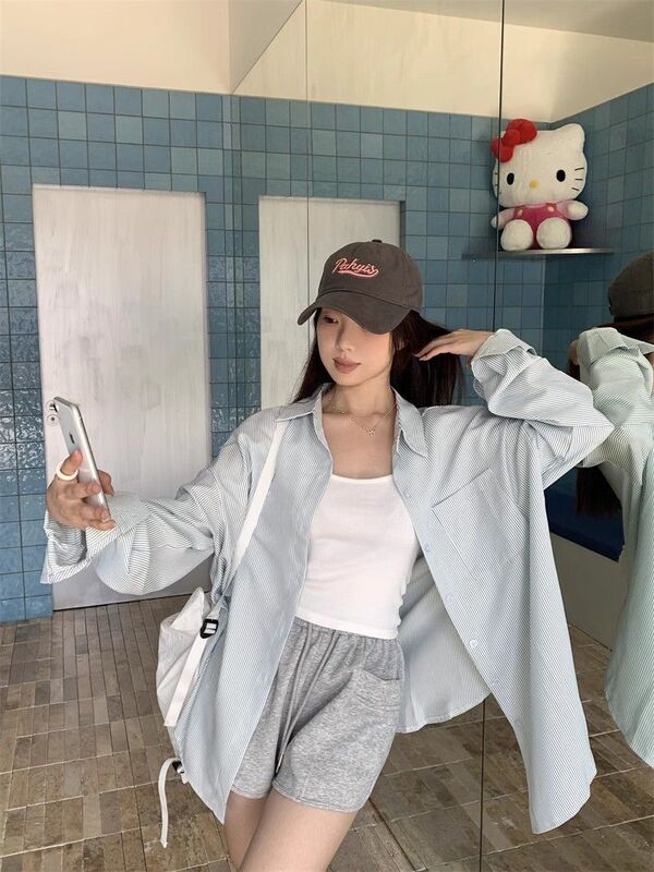 レトロ香港スタイルストライプシャツジャケット女性のための春と夏の長袖カジュアルドレープシャツデザイントップクロスボーダー卸売|undefined