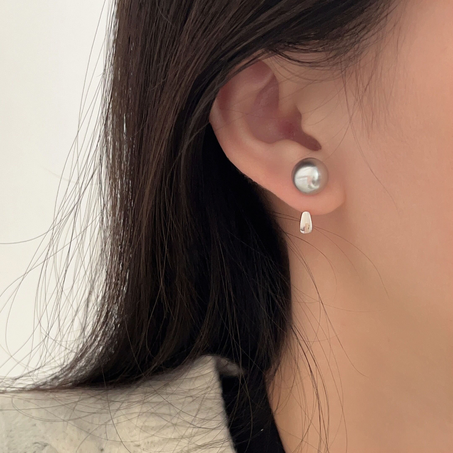 Linglang Light Luxury S925 Sterling Silver Earrings Vintage Stud Earrings Pearl Earrings Silver Jewelry for Women