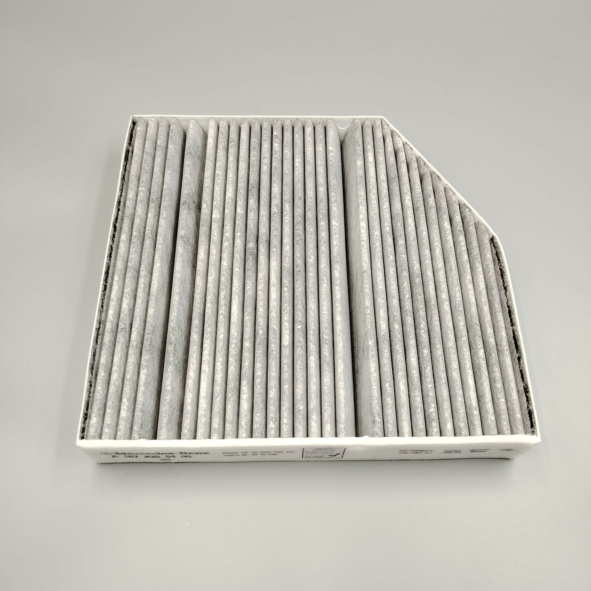 Suitable for Mercedes-Benz AMG/GLE350 (W167) built-in air conditioning filter A1678350400 antibacterial filter element