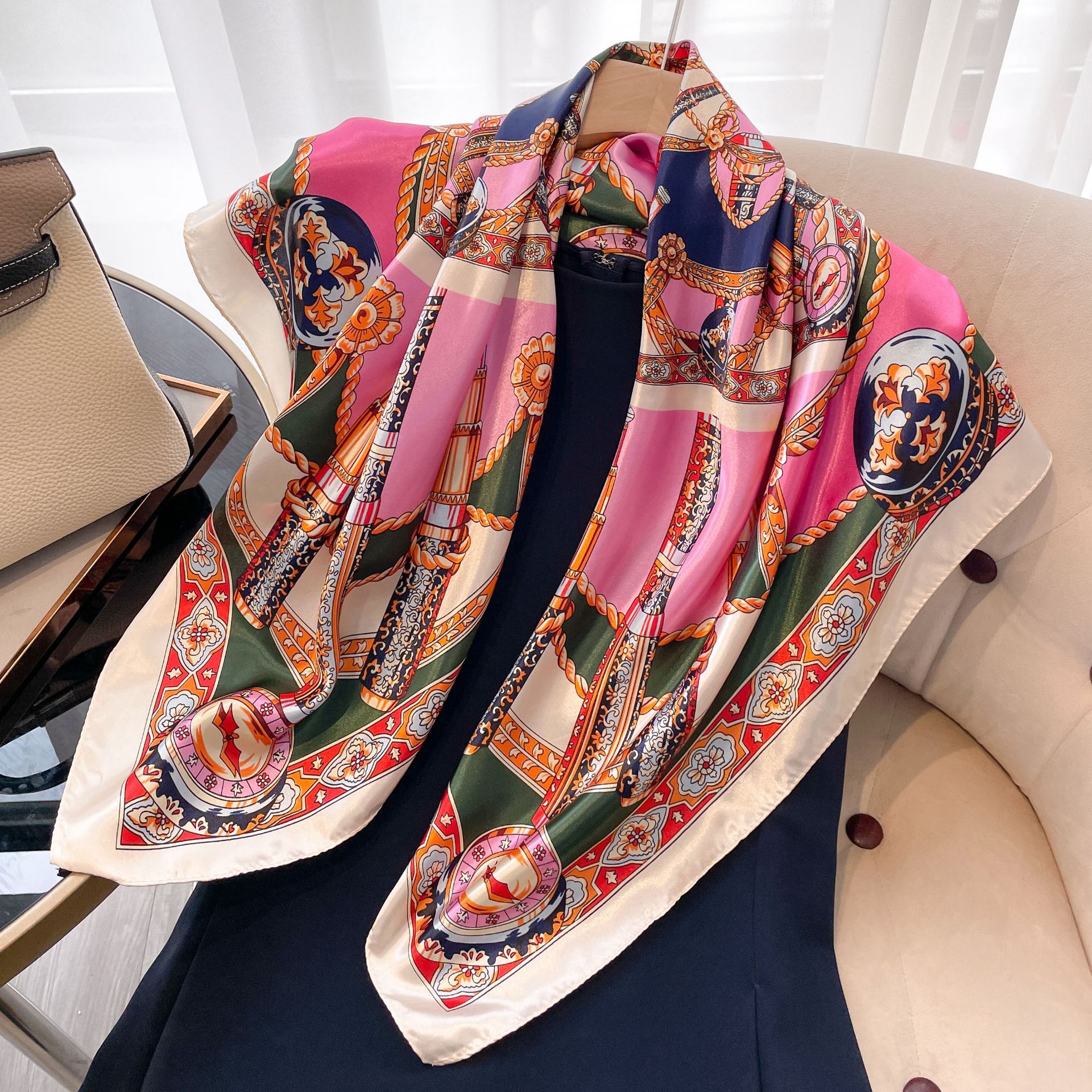 Écharpe de cetim estampada mulher grande xale verão proteção_voghion.com