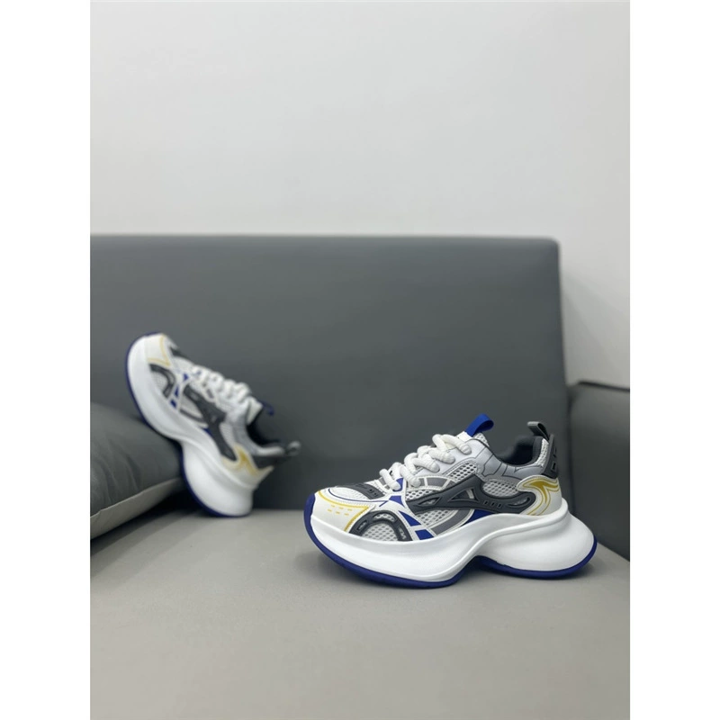 Летние модные мужские универсальные дышащие кроссовки на толстой подошве с сетчатым верхом, удобные повседневные кеды в стиле "dad shoes" 2025 года.