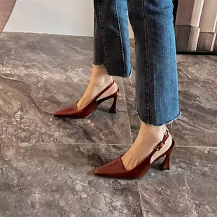 ��Ƥ�r�м������^�߸�Ь2025�����¿��Ƽtɫ��O�����^��ЬŮ