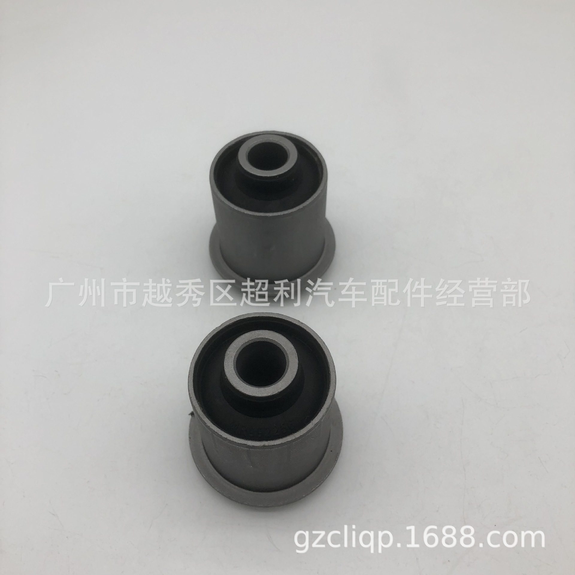 Suitable for Mr992256 4013A603 Mab-110 L200 4D56 New Lower Suspension Sleeve
