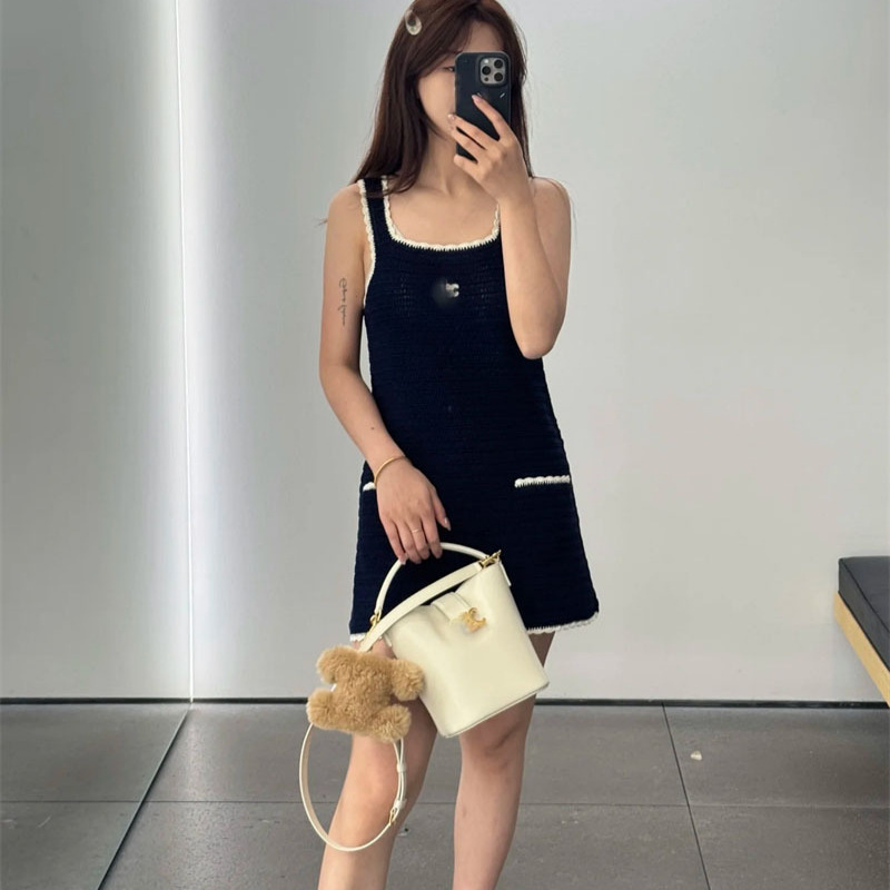 25 Summer New Style Nanyou High-End Ce Simple Classic Embroidery Contrast Color Lace Crochet Knitted Vest Knitted Dress