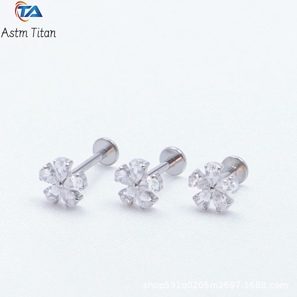 F136 Titanium Alloy Five-Leaf Clover Zircon Lip Ring Internally Threaded Tragus Earring Lip Stud detail image 6