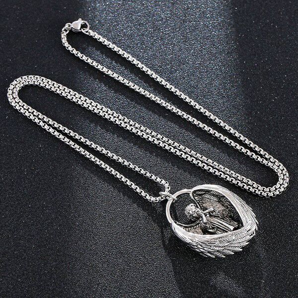 fashionable necklace