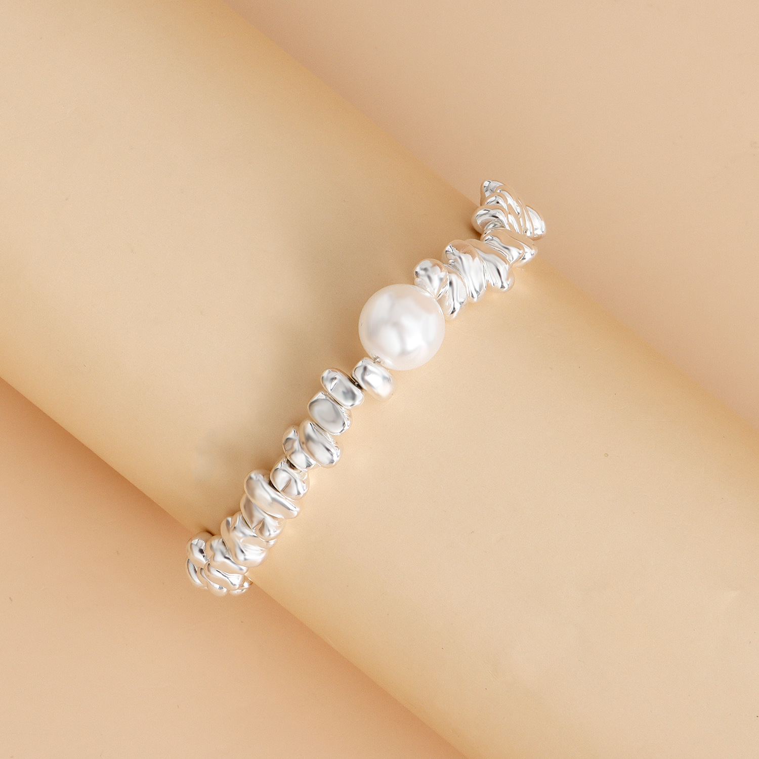 1 Piece Fashion Irregular Beaded Alloy Plating Womenu0027S Bracelets