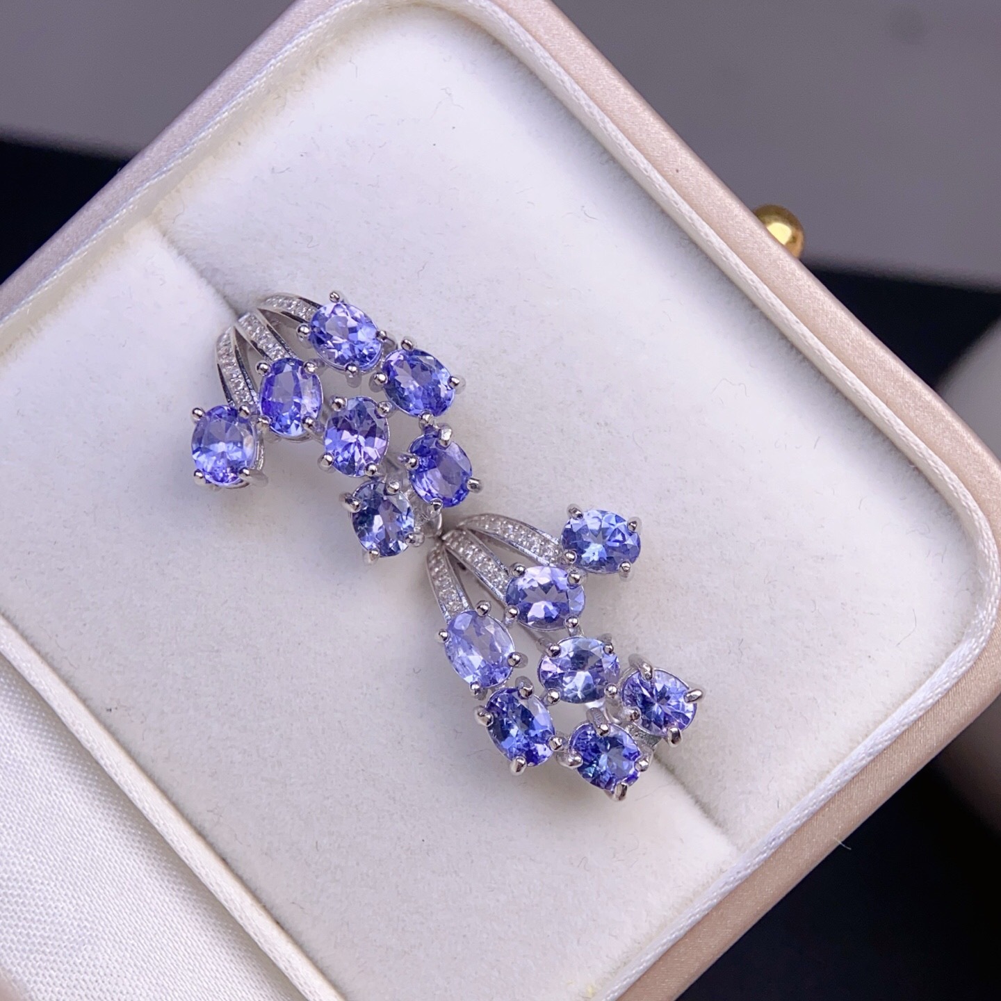 Organic earrings