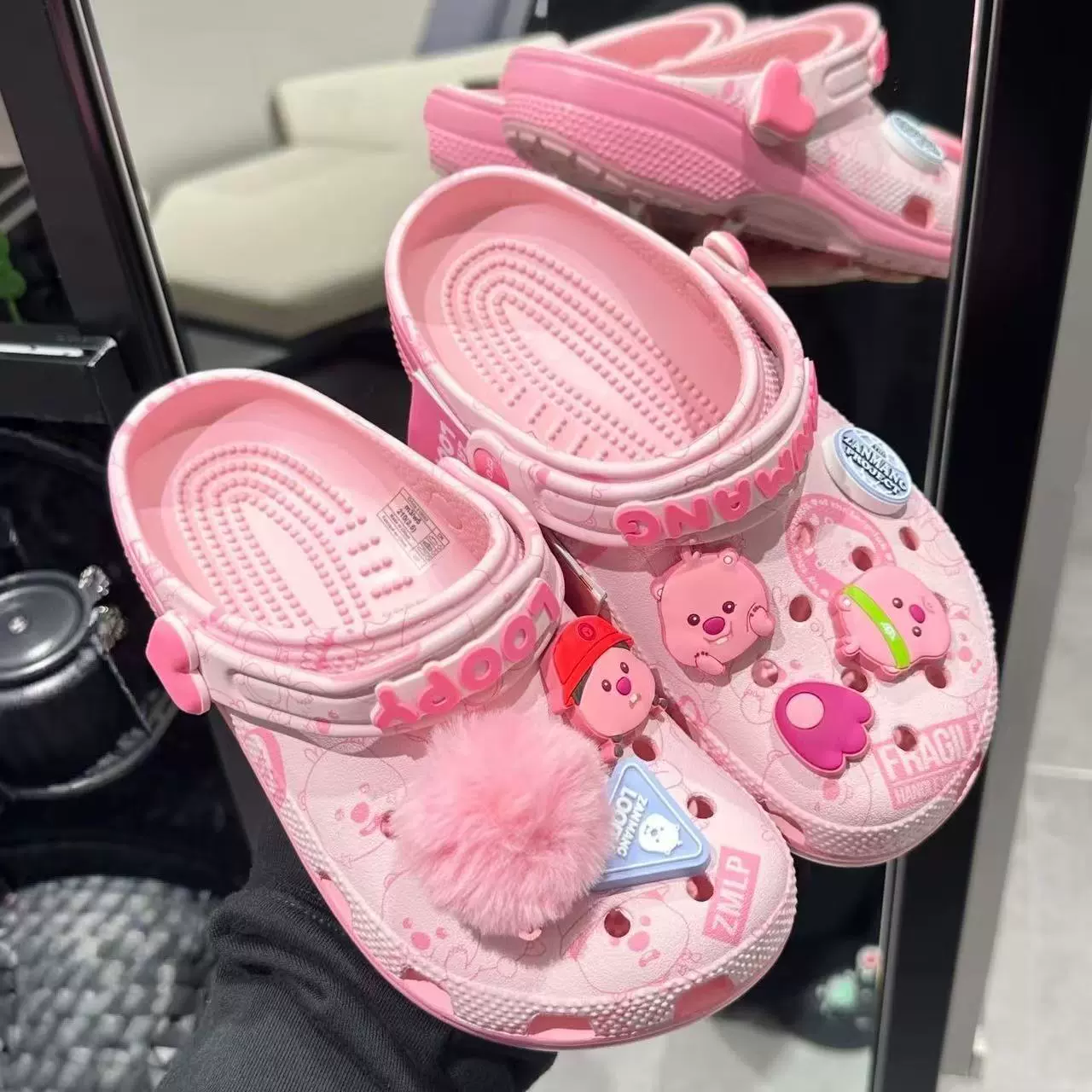 Молодые девушки сердца ins дырки обувь цветочные аксессуары пряжки DIY обувь пряжка мультфильм милый продвинутый смысл съемные дыры аксессуары