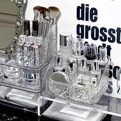 化粧ブラシ収納ケース口紅アクリルスキンケア高級感卓上化粧台デスクトップペンケース