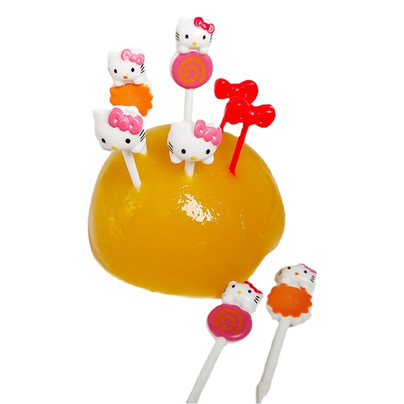 Venta caliente estilo japonés fruta de plástico tenedor Hello Kitty niños palo de fruta 8 paquete