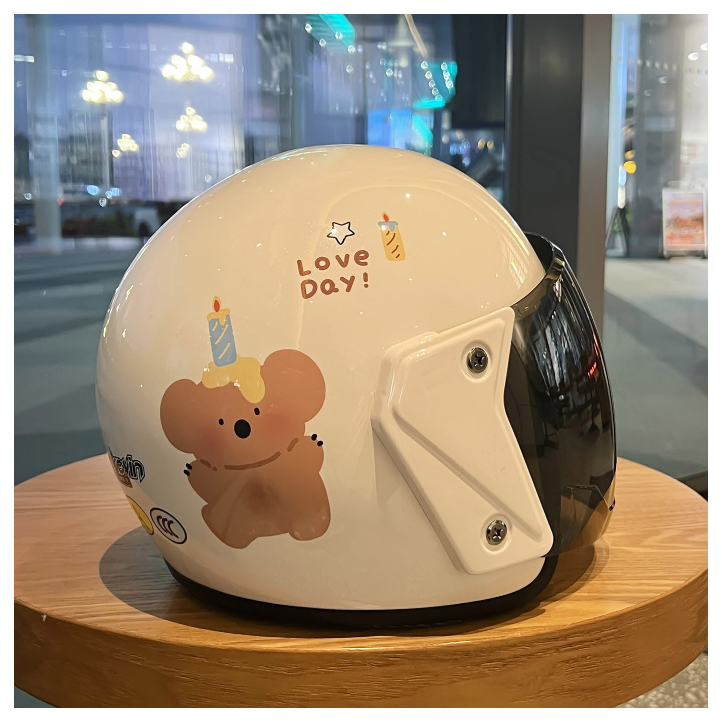 3C National Standard Certified Electric Vehicle Helmet, Men's and Women's Motorcycle Helmet, Four-Season Windproof Universal Cartoon Cute Safety Helmet