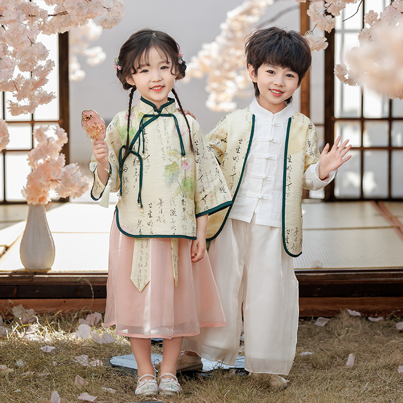 Little Girl's Hanfu with a Modern Touch, Ethereal Spring Ancient Style Performance Costume for Boys, Tang Style Birthday Dress for Babies, National Style Performance Costume
