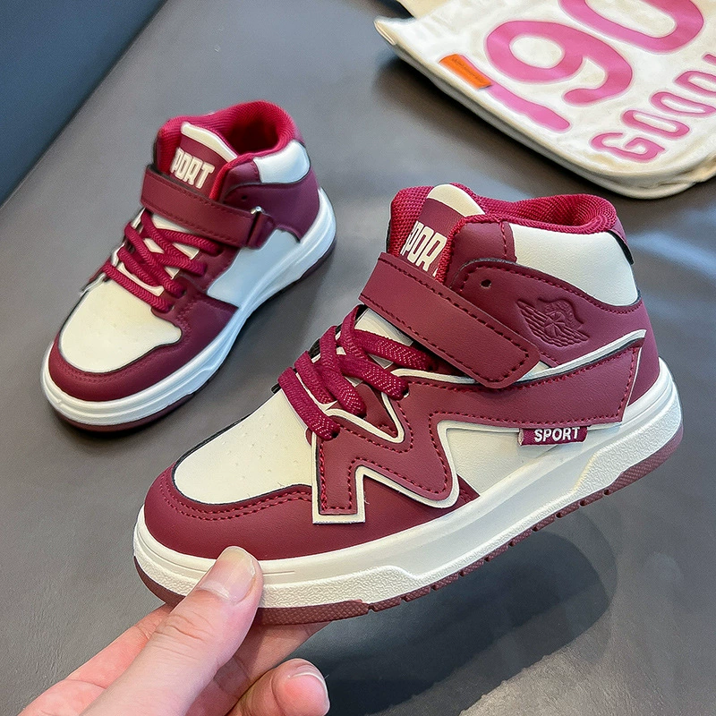Детская обувь для досок средней высоты 2023, осенне-зимние новые кроссовки для мальчиков с мягкой подошвой, модная повседневная обувь для девочек, Студенческая обувь