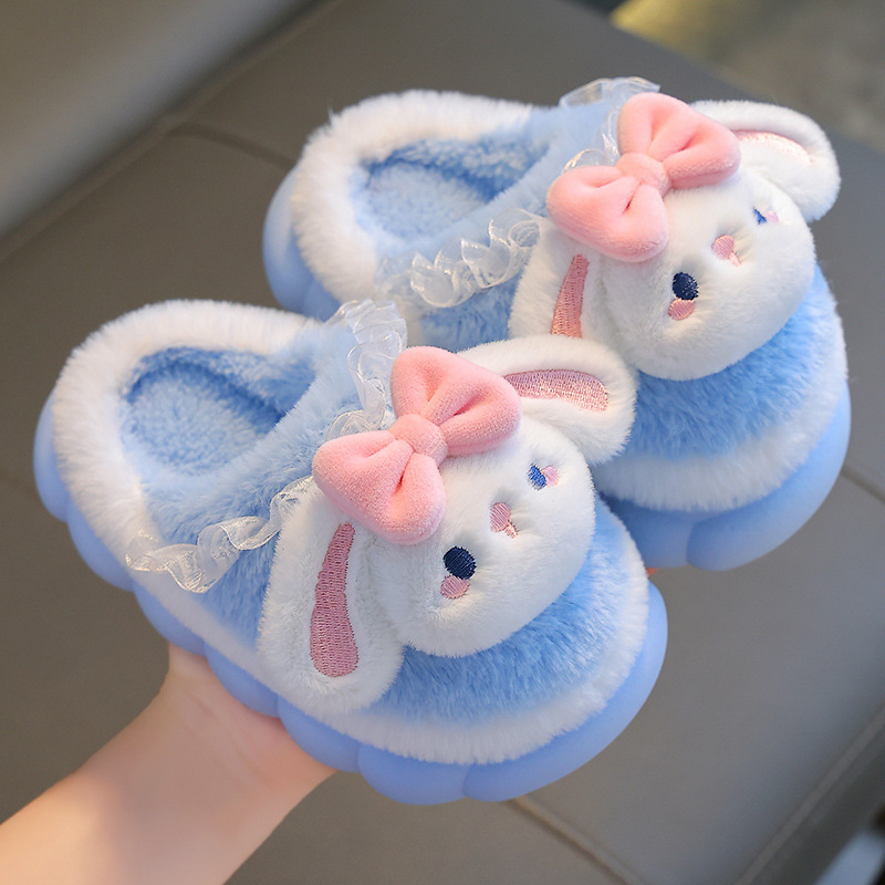 Zapatillas de algodón para niños invierno 2023 nuevos niños y niñas lindos de dibujos animados punta cerrada Zapatillas de algodón cálido zapatillas de felpa