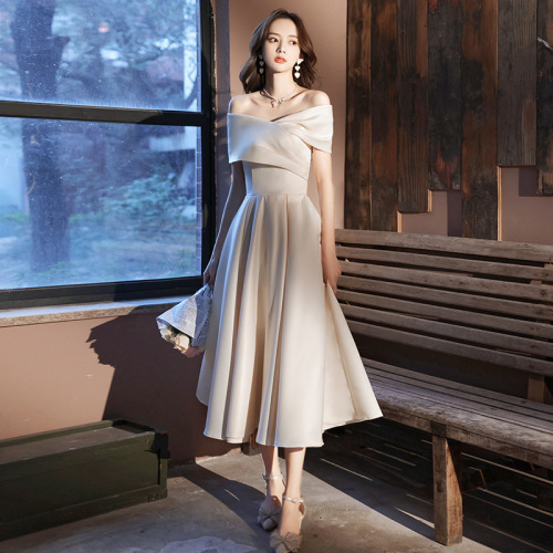 Wine champagne evening dress French female evening cocktail party dress one boat neck off  shoulder is simple and easy temperament dinner party dress