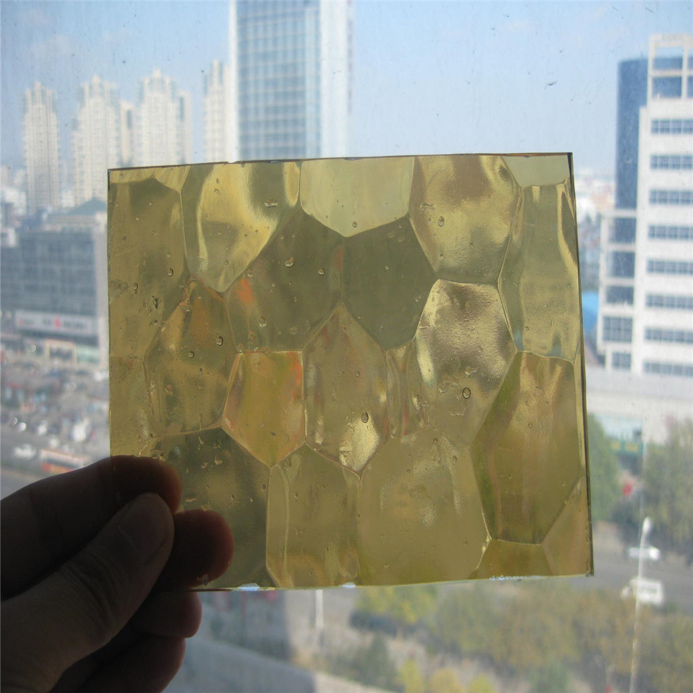 8MM长虹玻璃瓦楞玻璃条纹波浪压花玻璃超白长虹钢化玻璃