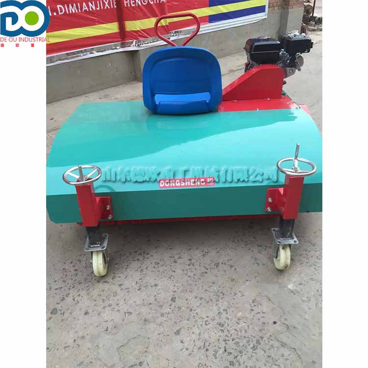 草坪梳草充砂一体机 座驾式校园跑道清理机 人造草坪电动毛刷机