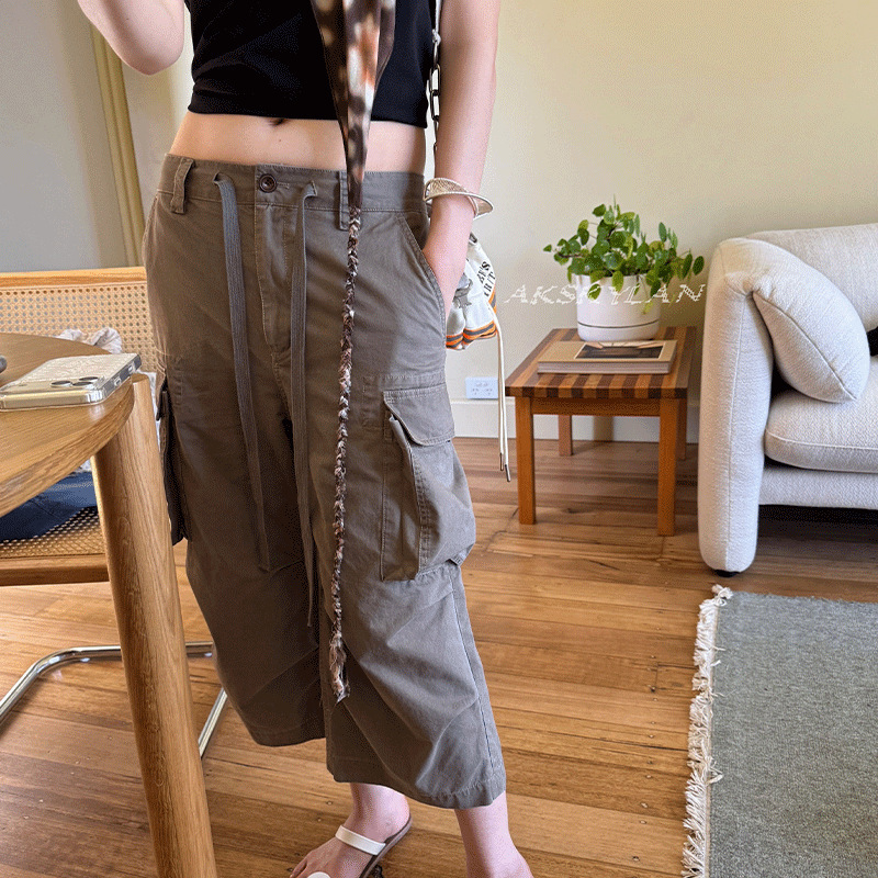Akskylan Low-Waist Workwear Cropped Pants for Women with Large Pockets, Drawstring, Loose Casual Wide-Leg Straight Pants 85797