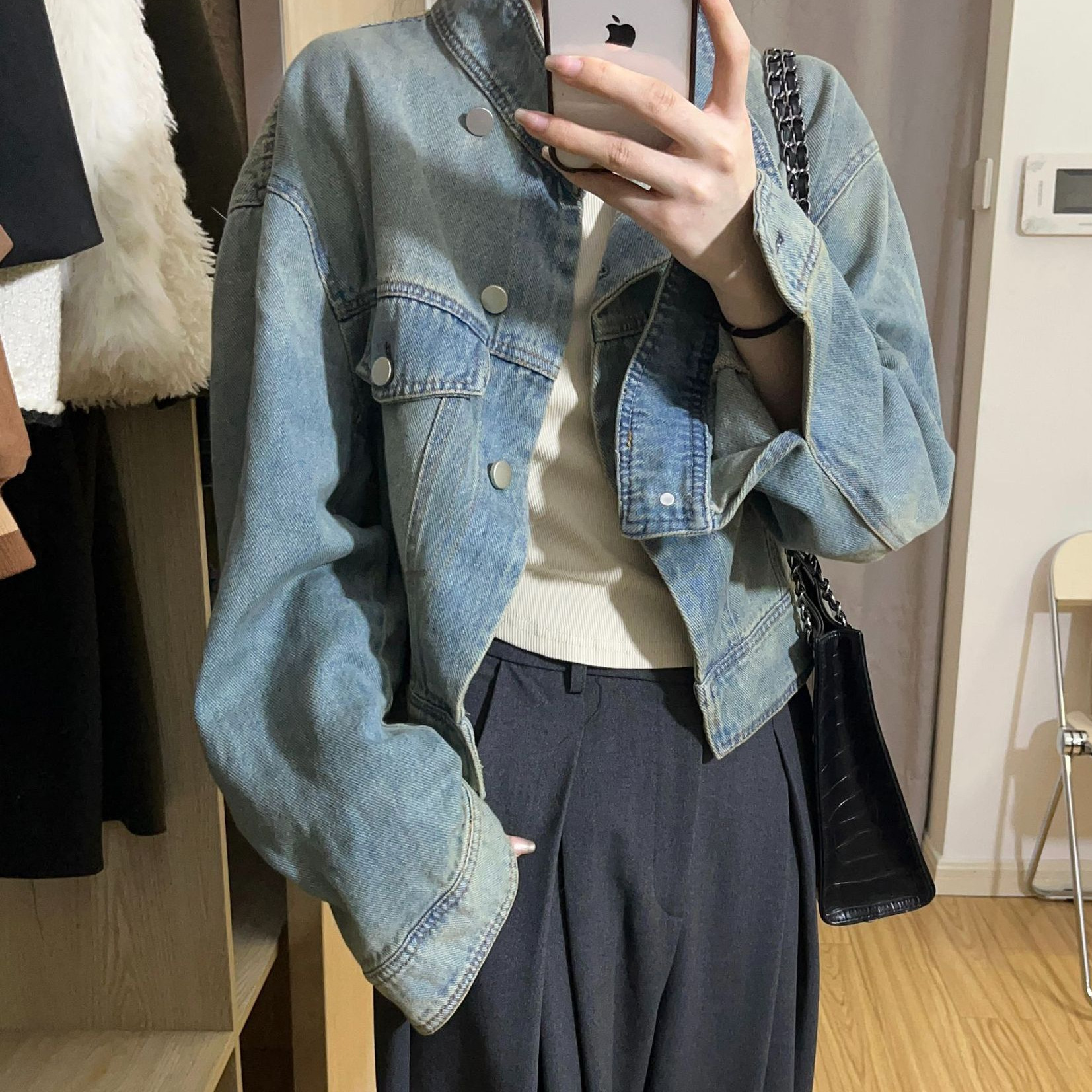 Retro denim design short jacket for leisure