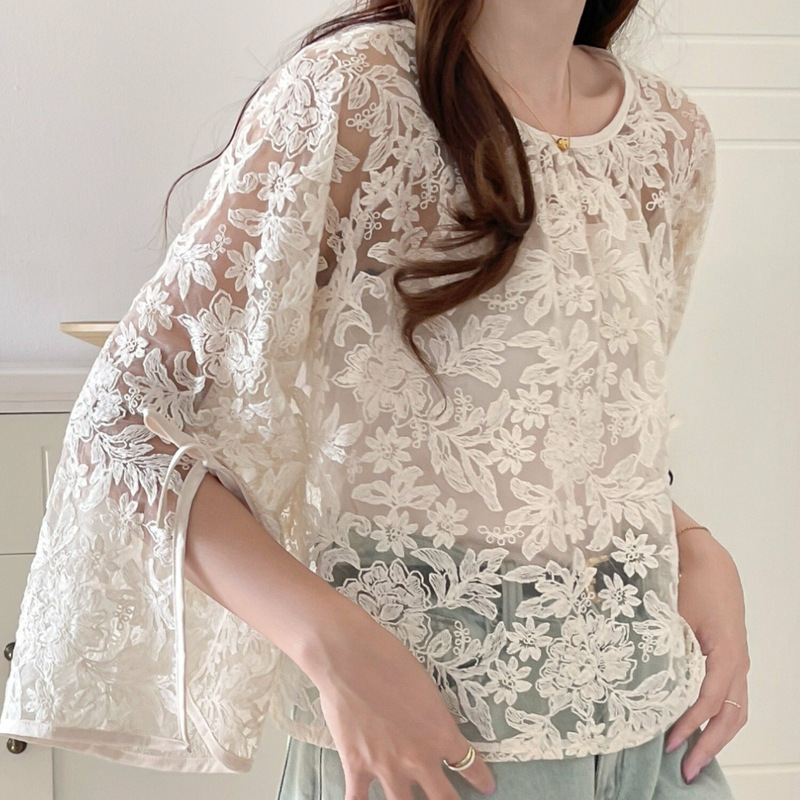 Japanese and Korean Export Women's Summer New Round Neck Collar Slit Lace Floral Lace Shirt Lace Shirt Women's Top