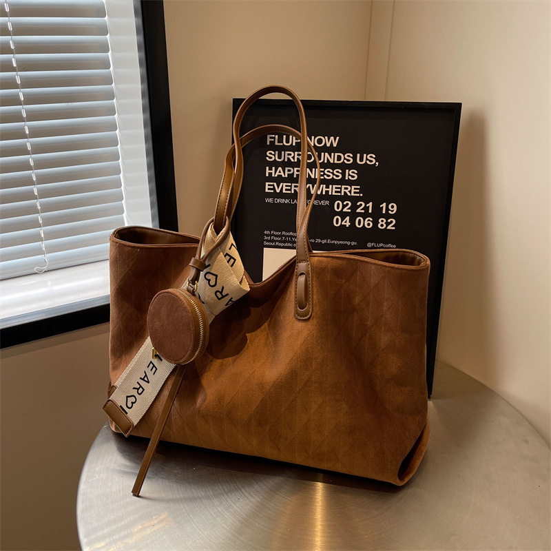Bolsa de mano retro de terro esmaltado para mujeres otoño / invierno 2025 nueva moda versátil bolso de hombro bolso de viaje
