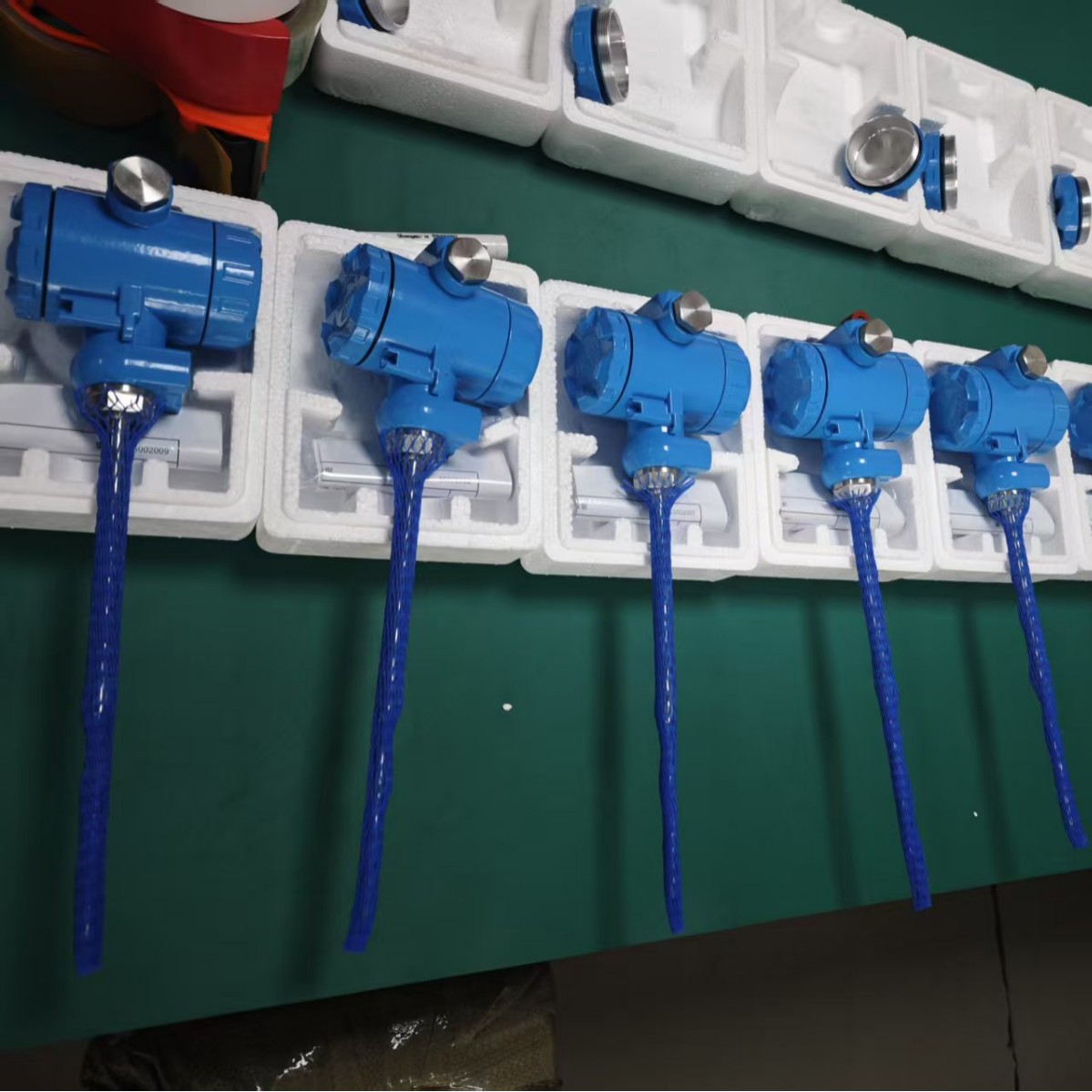 Pt100温度传感器插入式防爆温度变送器 4-20mA输出