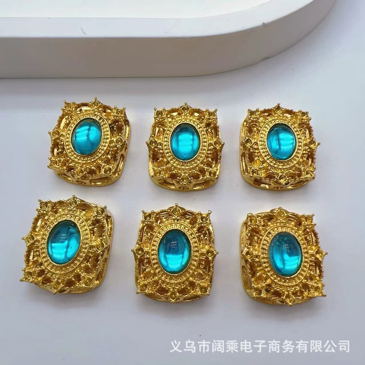 ダイヤモンドの長い方の大きい魔の箱の多い八穴のジルコニウムのdiyの手作りのビーズのブレスレットのネックレスの合金のアクセサリーのビーズの部品