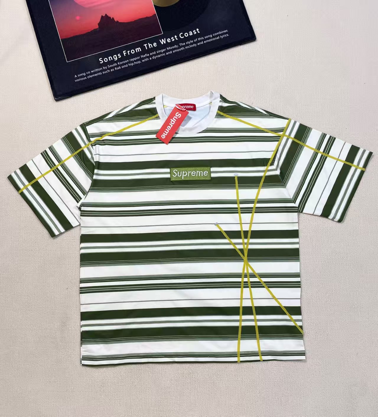 Supreme T-shirt Contrast Stitch Stripe Green