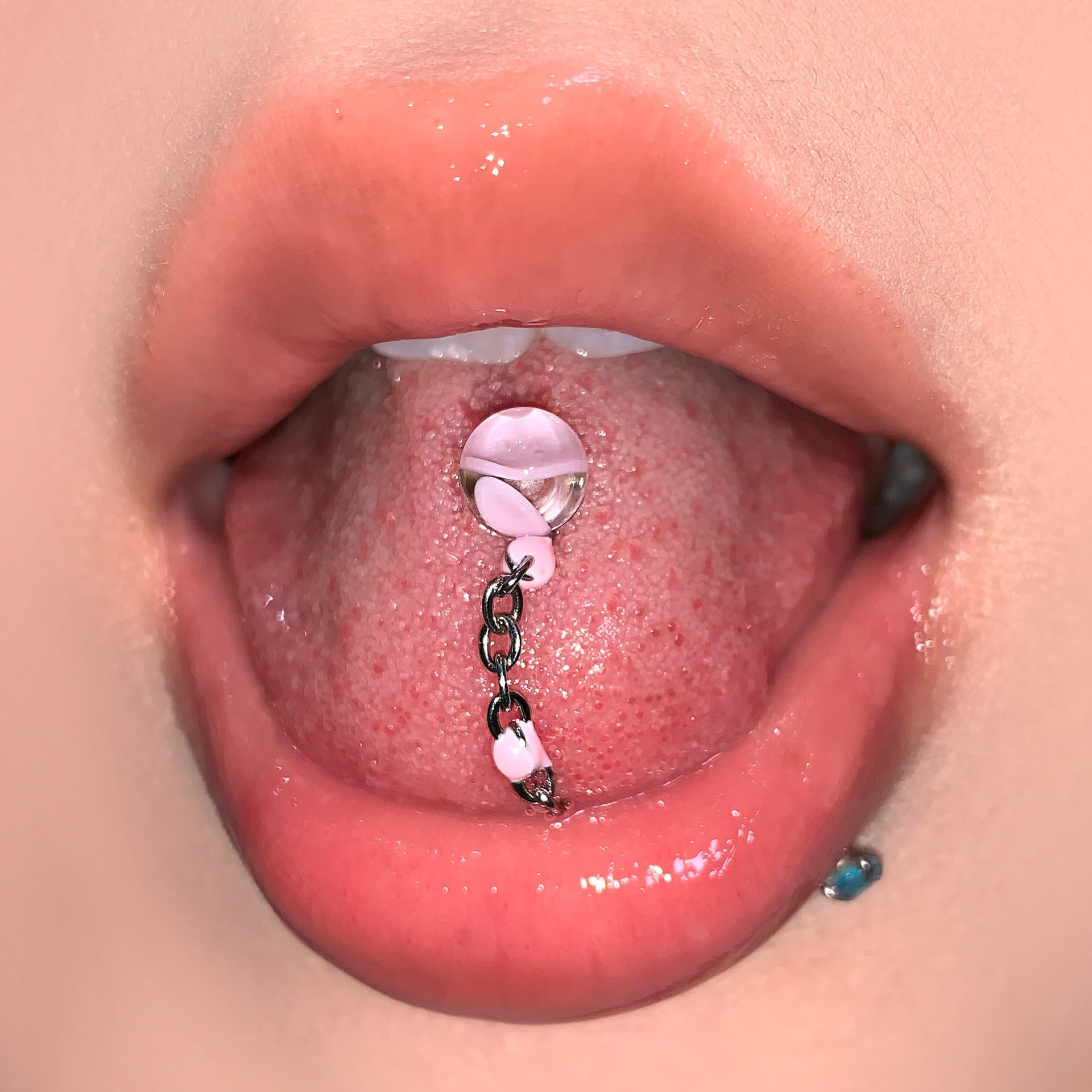 Pointed labret stud close-up product detail