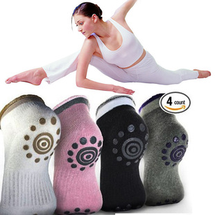 Cross-Border Yoga Socks for Women in Stock Women's Brushed Short Boat Socks Cotton Rolled Silicone Sports Floor Non-Slip Socks