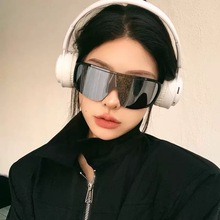 新款户外运动骑行登山镜男时尚潮流防风护目镜女个性防晒太阳眼镜