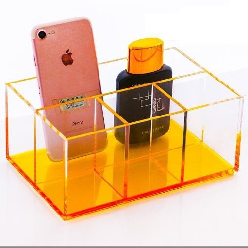 透明四格收纳盒化妆刷桌面四宫格收纳盒亚克力分类整理笔筒