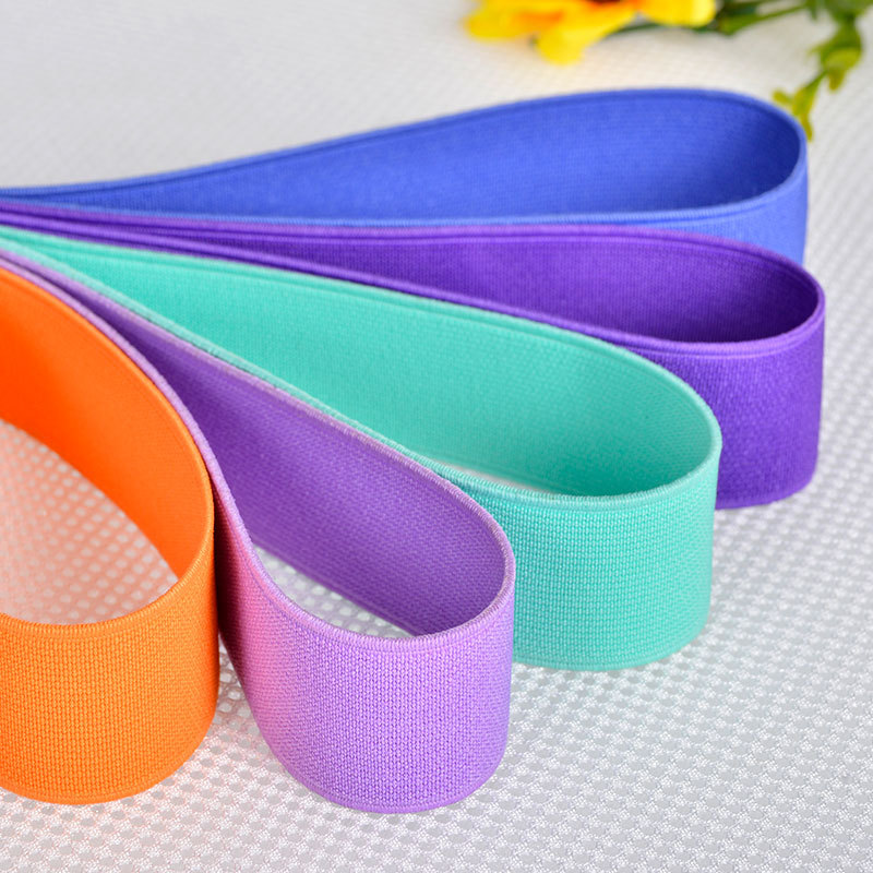 ƽ�Ƽ��ܸ����ɽ�����ɫ�ڰ׸ߵ�������Ӻ���������˫���ɽ���