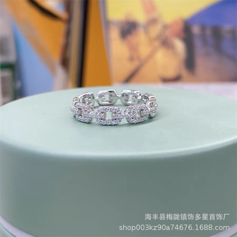 新商品のHEFANGはどこの純銀の輪の指輪の小さい大衆の軽い豪華な女性のバレンタインデーの贈り物のメーカーが代行しますか?