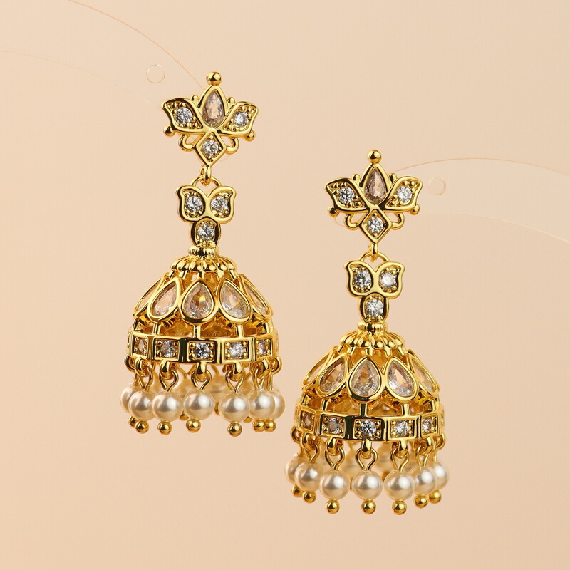 Qingdao European and American foreign trade jewelry full diamond skirt pearl earrings high fashion court style design silver pin earrings
