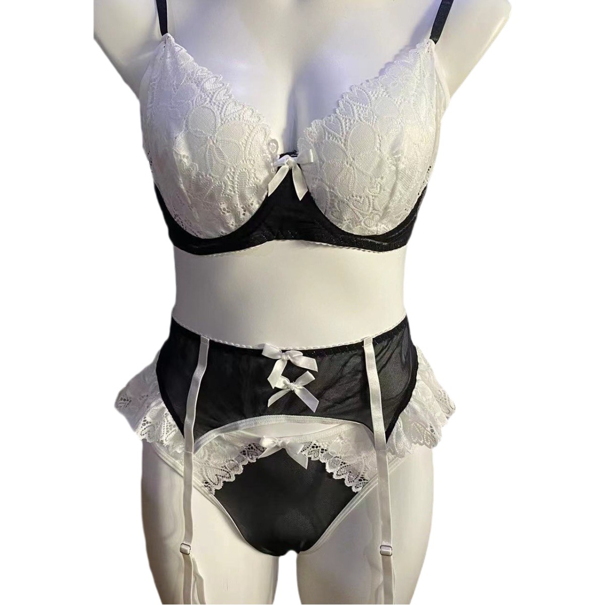 Europa y América sexy lingerie sexy Ladies push up BRA encaje sujetador traje ropa interior traje de criada con anillo de acero en stock