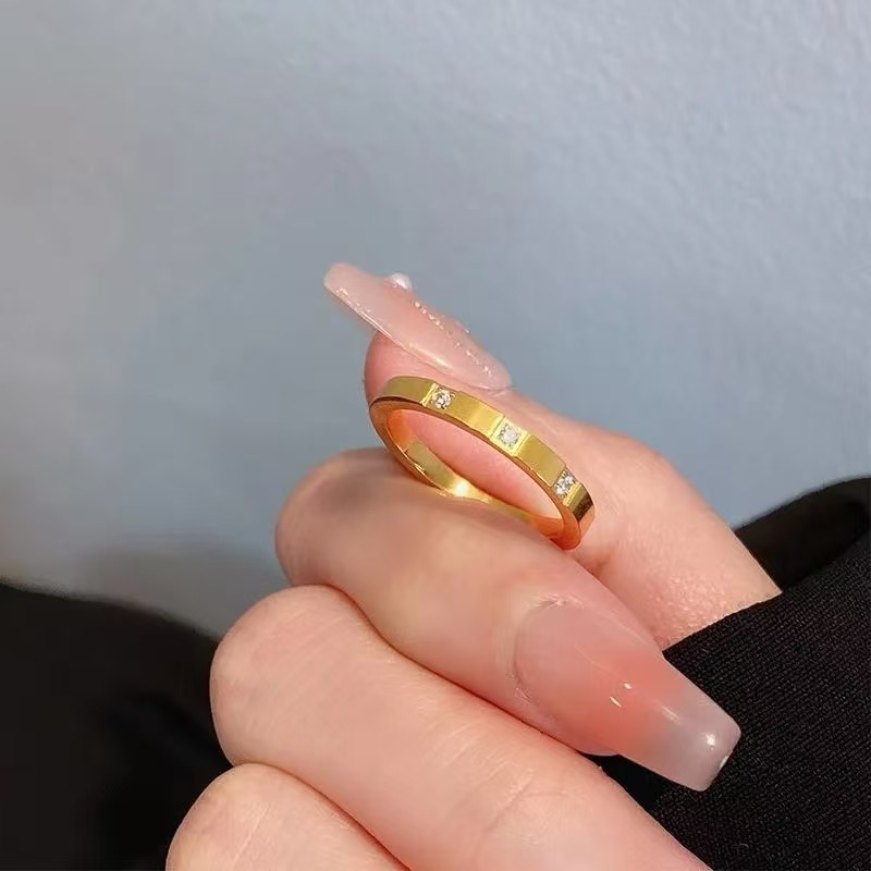 Minimalist Titanium Steel Ring With Diamonds For Women & Couples_voghion.com