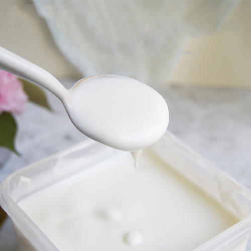 [Xiyu Spring Agent] Xinjiang SF Express Air Freight Express Square Bucket of Old Yogurt 2kg Fruit Fishing Internet Red Concentrated Yogurt