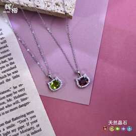 天然水晶石凯蒂猫吊坠s925纯银项链女高级感石榴石KT猫锁骨链礼物