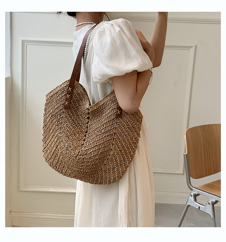Fashion Large-capacity Spring And Summer New Shoulder Underarm Women's Bags 42*35*2cm display picture 1